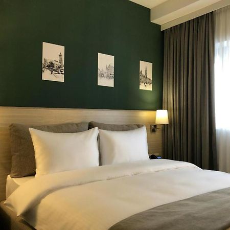 In City Hotel エレバン エクステリア 写真