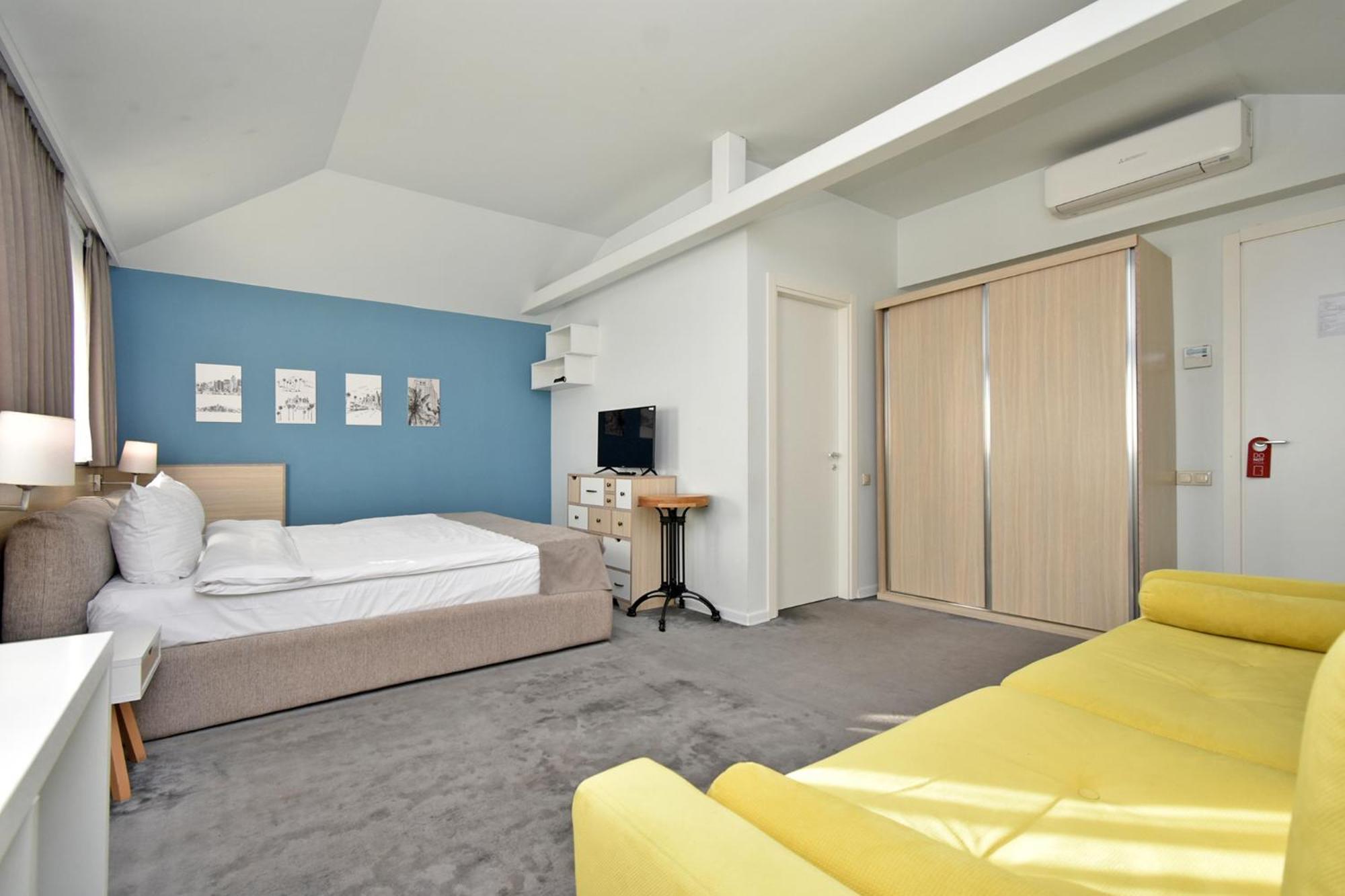 In City Hotel エレバン エクステリア 写真